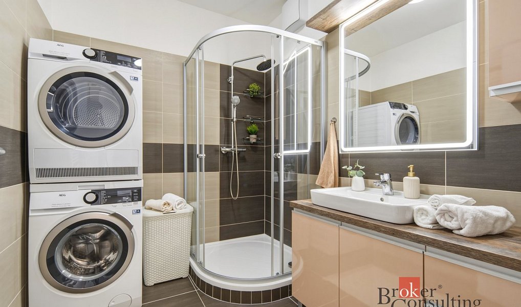 Pronájem bytu 2+kk 59 m², Pardubice – náhled fotky 9