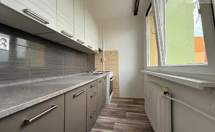 Pronájem bytu 1+kk 27 m², Růžová, Most