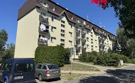 Prodej bytu 2+1 41 m², Mírová, Milovice, okres Nymburk