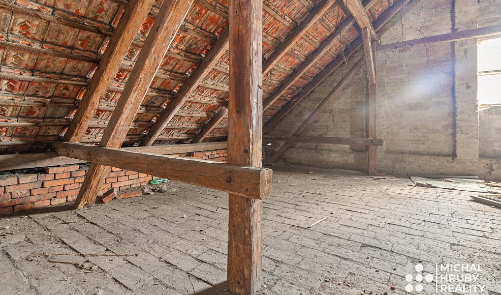 Prodej domu 192 m² s pozemkem 1 472 m², Bělotín – náhled fotky 21