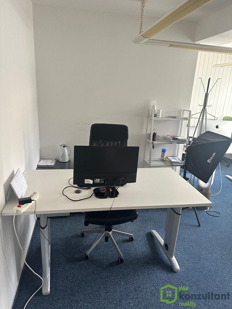 Pronájem kanceláře 24 m²