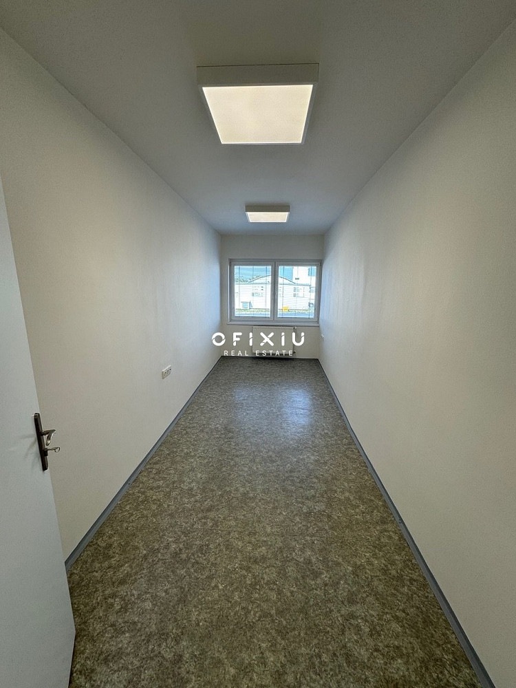 Pronájem kanceláře 173 m² – fotografie 5