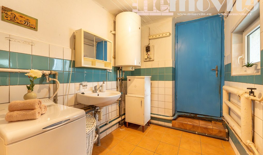 Prodej domu 153 m² s pozemkem 961 m², Týnec nad Labem – náhled fotky 21