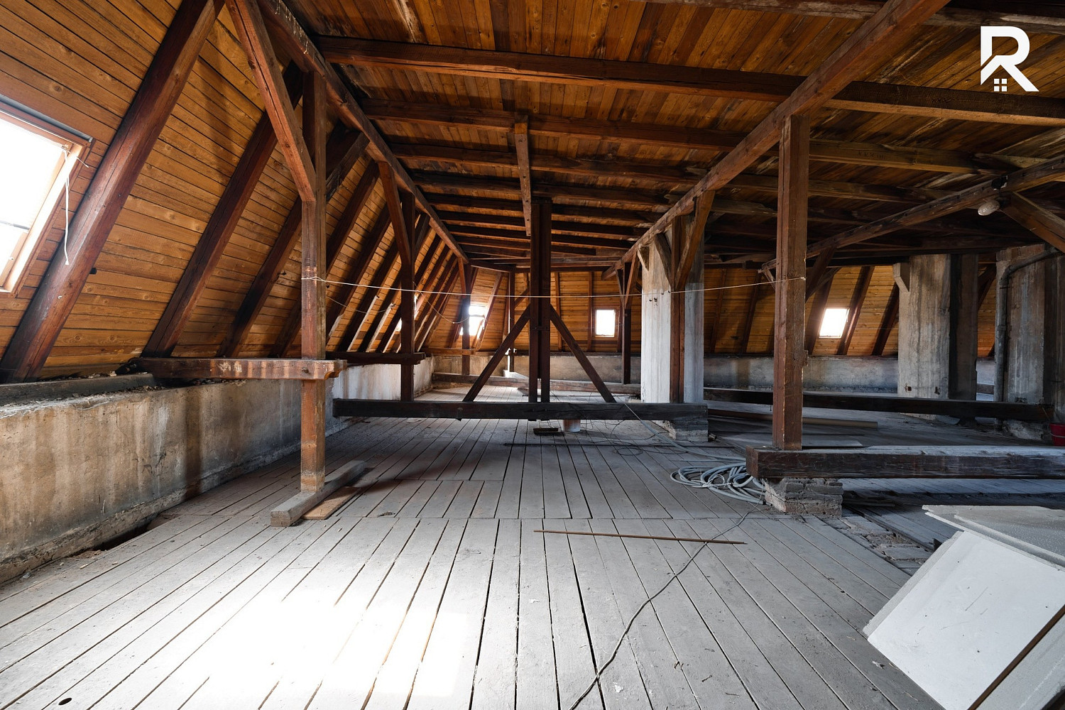 Prodej nájemního domu, činžáku 820 m² — photo 4
