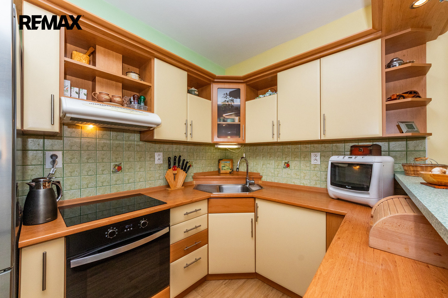 Prodej bytu 2+1 58 m² — photo 2