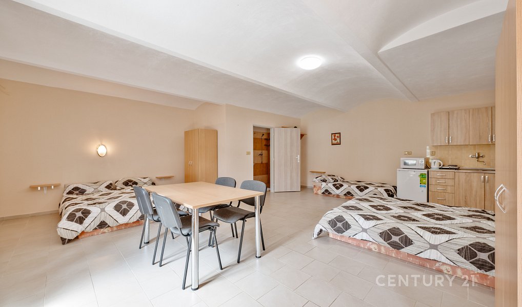 Prodej ubytovacího objektu 1 320 m², Jistebnice – náhled fotky 23