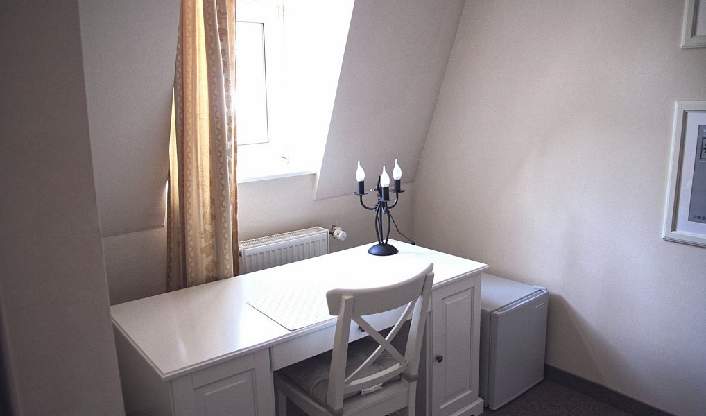 Prodej ubytovacího objektu 1 044 m², Březová – náhled fotky 13