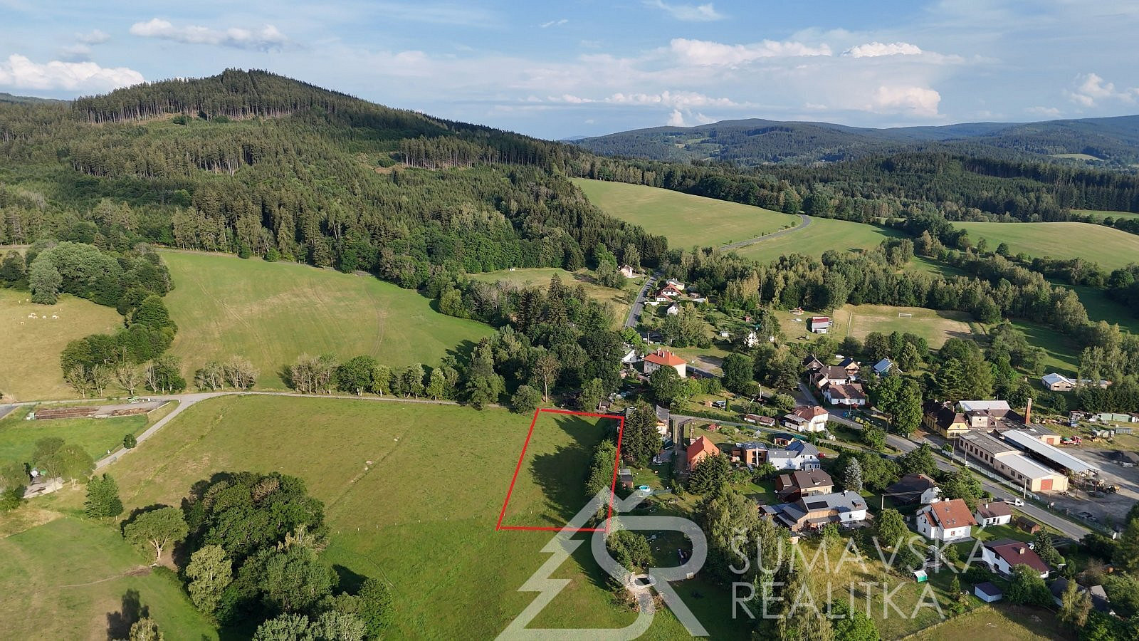 Prodej stavebního pozemku 2 848 m² — photo 2