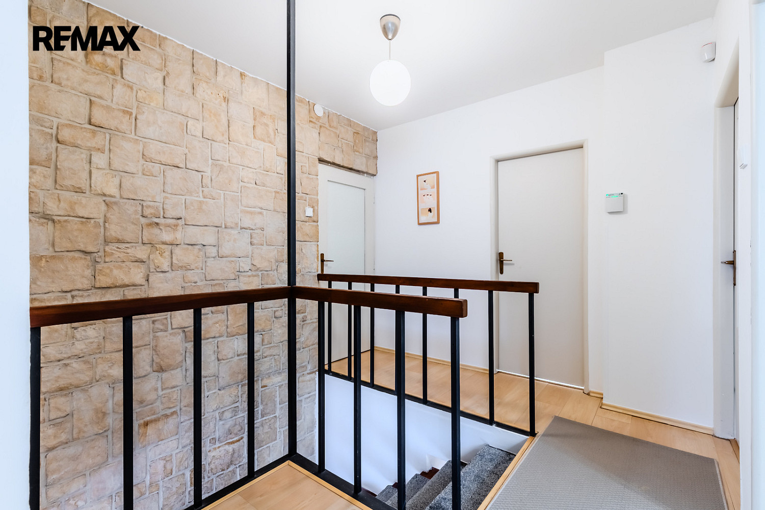 Prodej domu 244 m² s pozemkem 316 m² – další