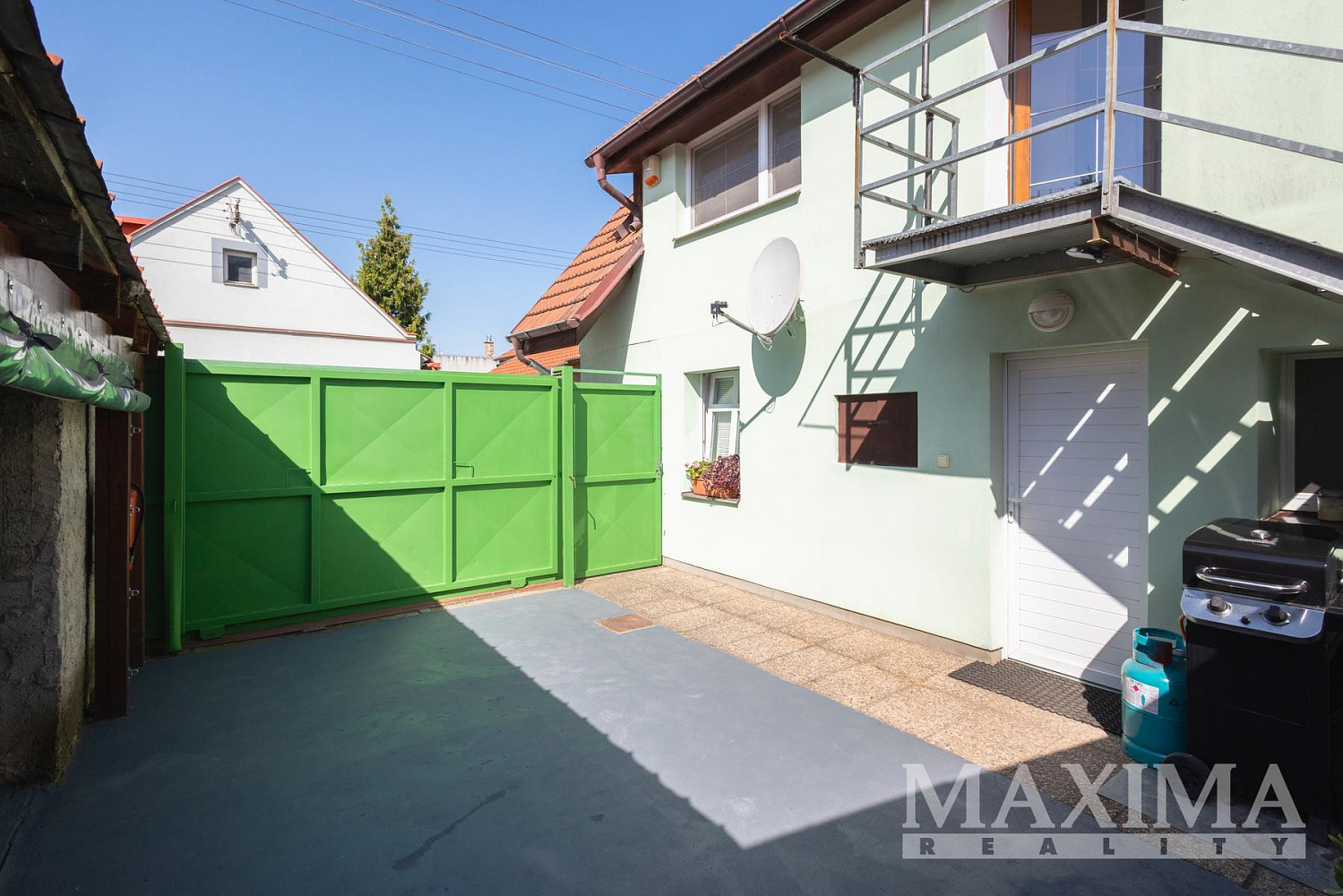 Prodej domu 136 m² s pozemkem 259 m² – fotografie 2