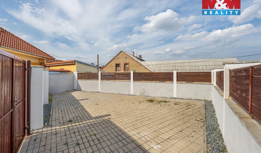 Prodej nájemního domu, činžáku 121 m², Kladno – náhled fotky 24