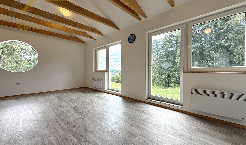 Prodej domu 219 m² s pozemkem 4 179 m², Bujanov – náhled fotky 15