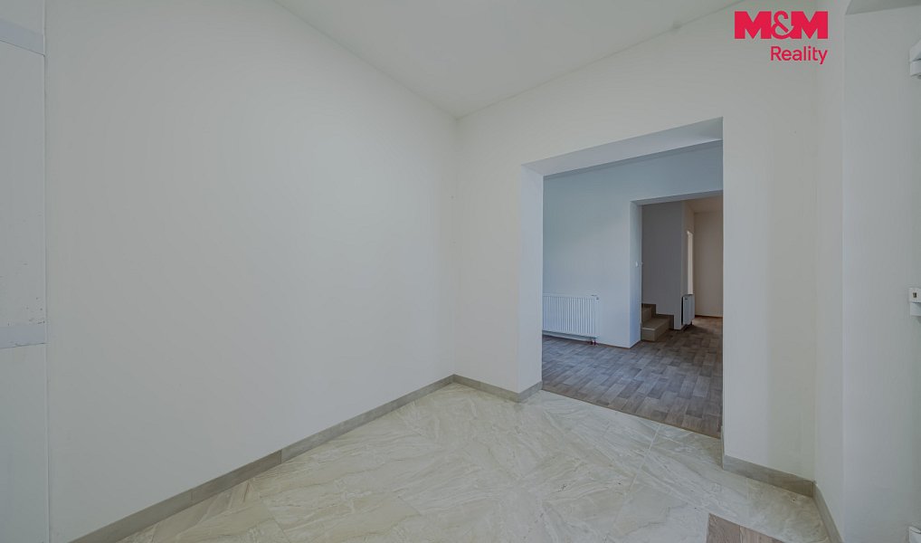 Pronájem domu 302 m² s pozemkem 421 m², Vrátno – náhled fotky 9