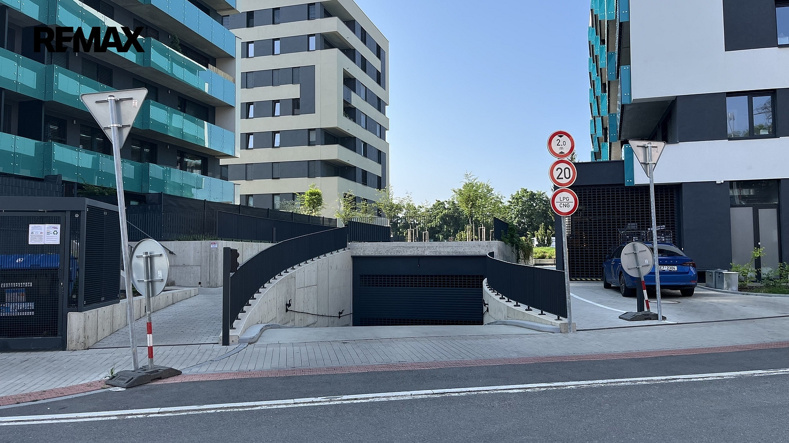 Pronájem garážového stání 15 m2, praha — photo 2