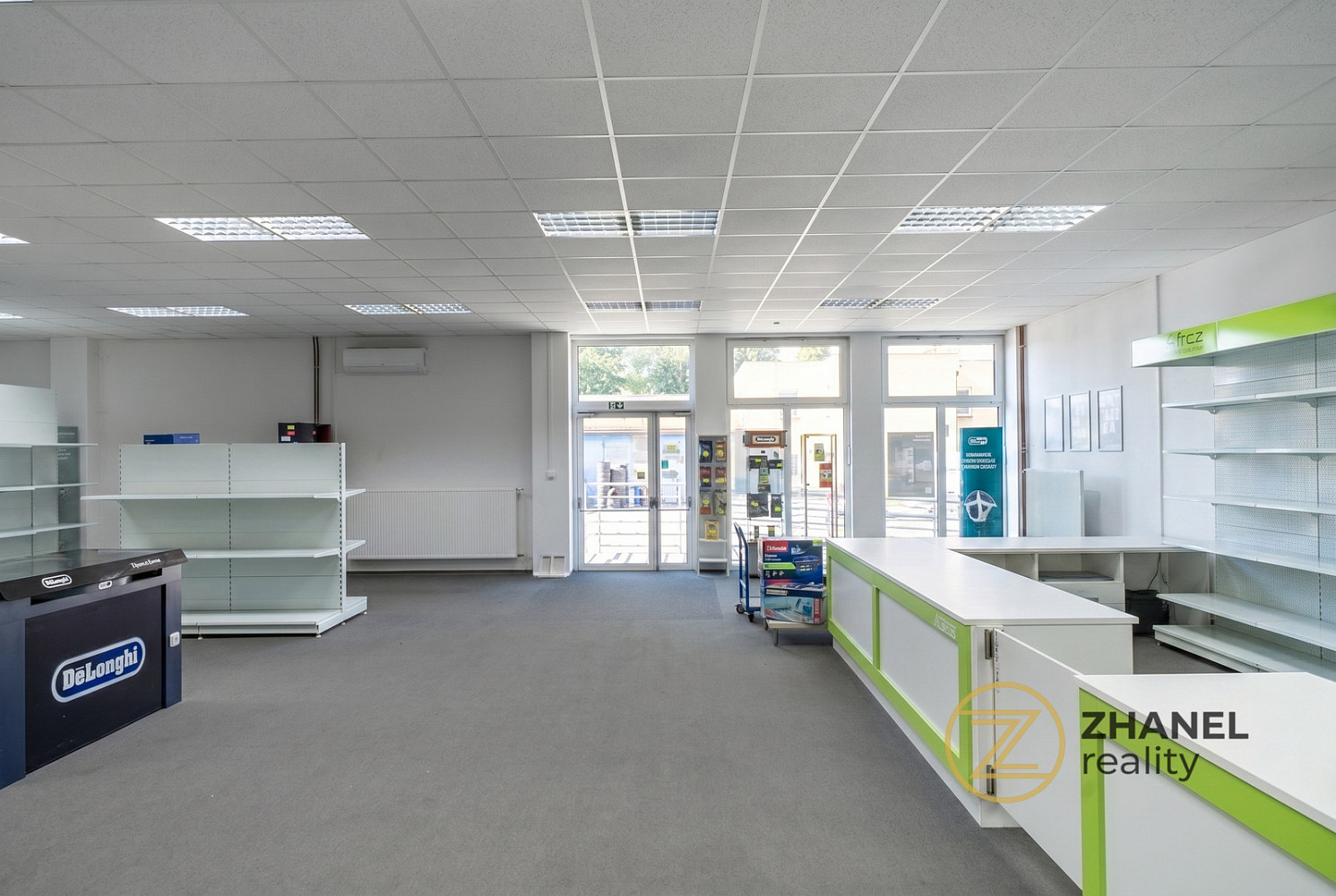 Pronájem obchodních prostor 480 m²
