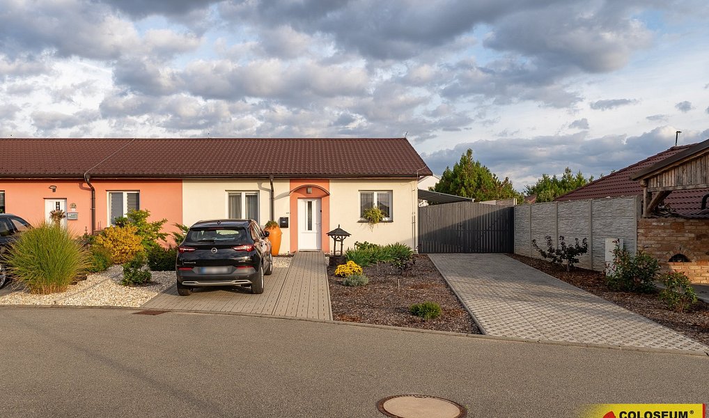 Prodej domu 75 m² s pozemkem 310 m², Šanov – náhled fotky 2