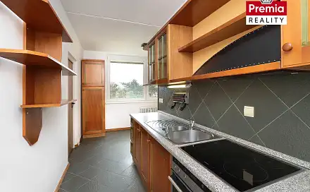 Pronájem bytu 3+1 74 m², Pod Soudním vrchem, Znojmo