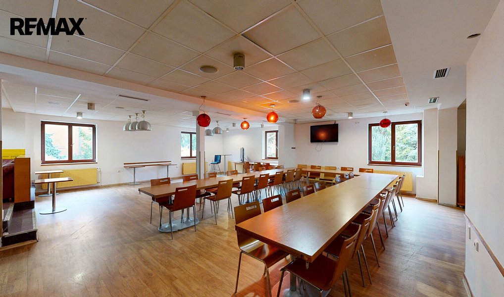 Prodej ubytovacího objektu 3 300 m², Přerov – náhled fotky 15