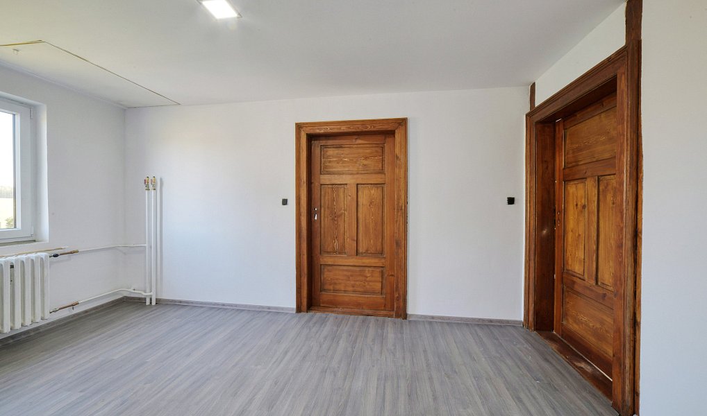 Prodej domu 203 m² s pozemkem 882 m², Hranice – náhled fotky 11