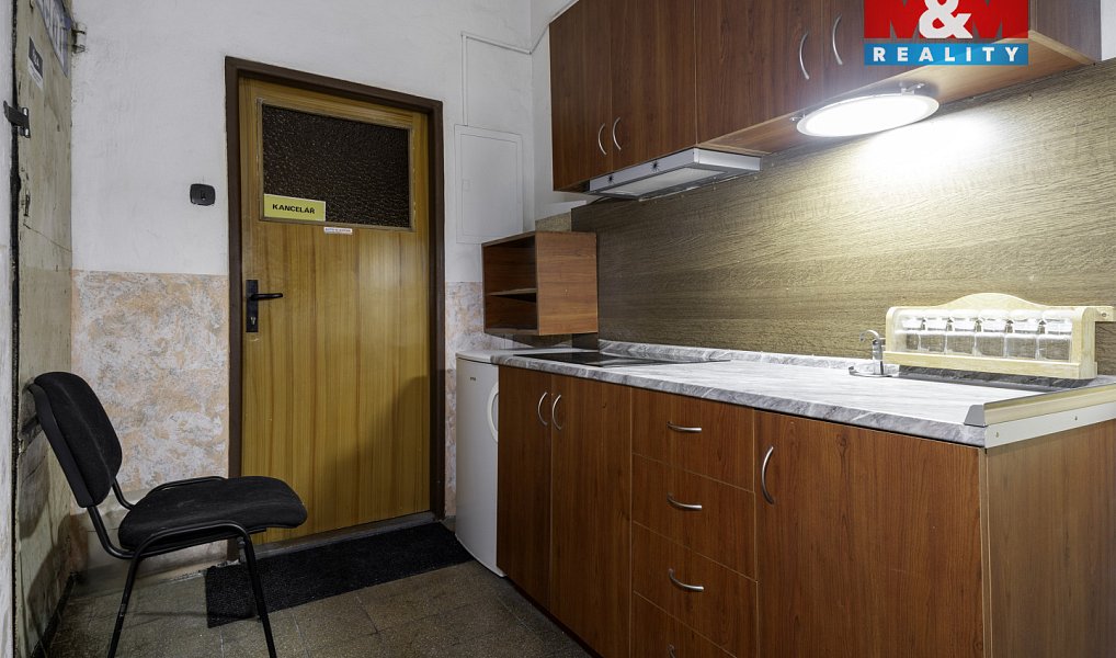 Prodej obchodních prostor 383 m², Hlinsko – náhled fotky 9