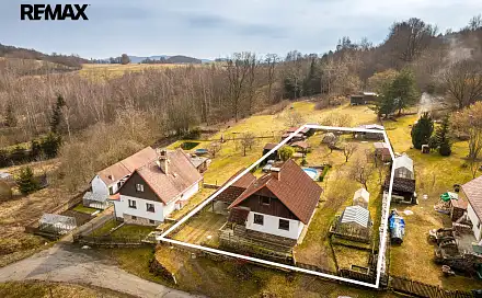 Prodej domu 120 m² s pozemkem 1 376 m², Chroboly - Lučenice, okres Prachatice