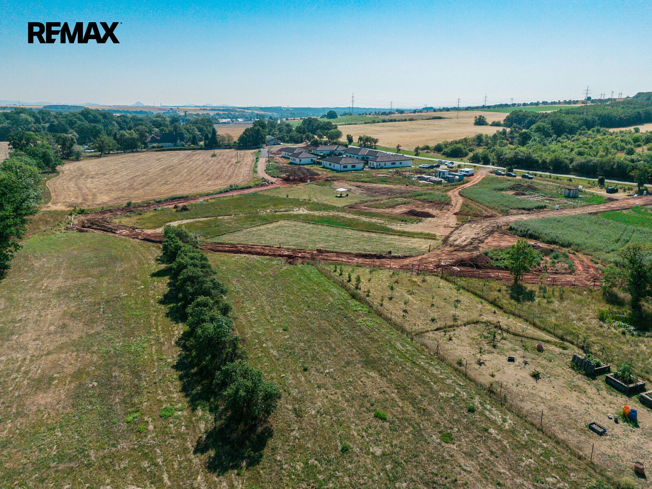Prodej stavebního pozemku 980 m² – fotografie 4