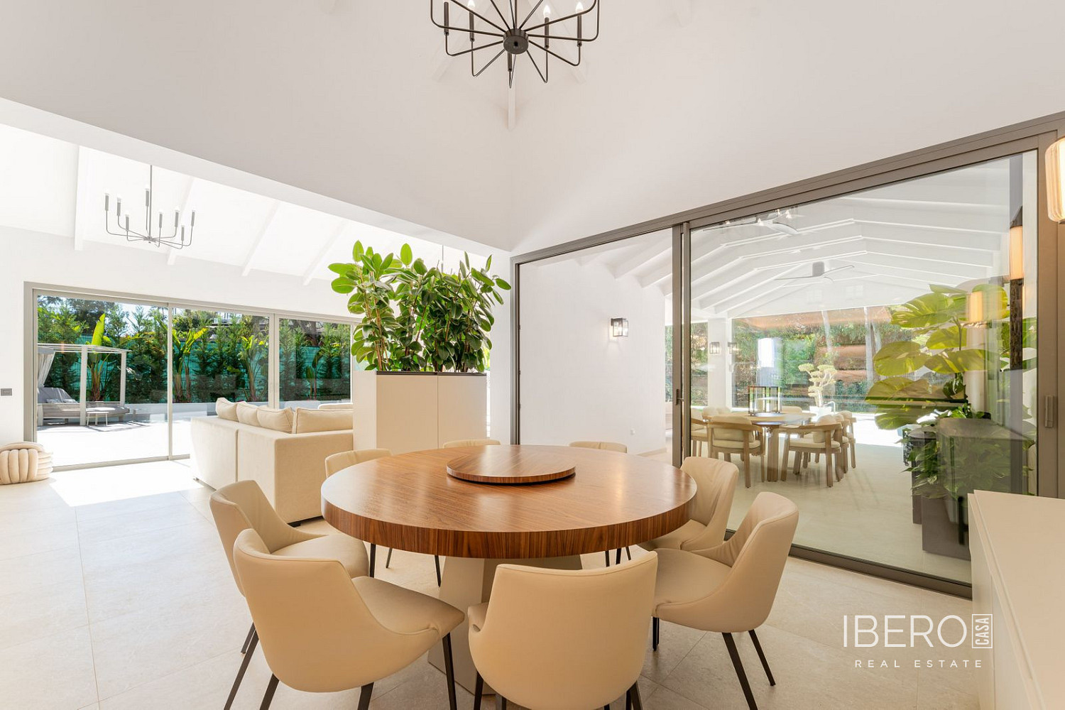 Prodej domu 453 m² s pozemkem 1 340 m² - Vista 6