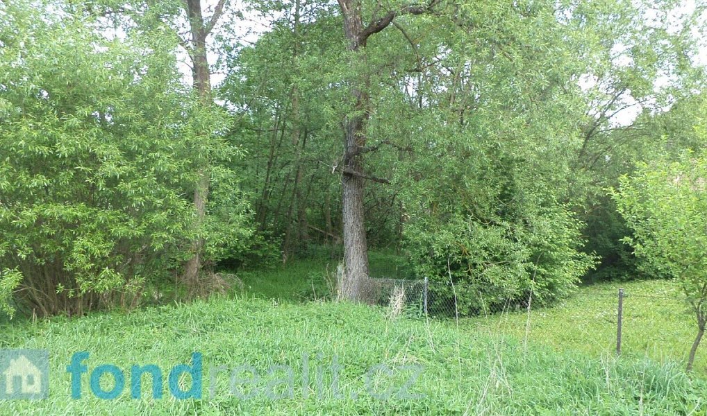 Prodej pozemku 643 m², Nové Hrady – náhled fotky 2