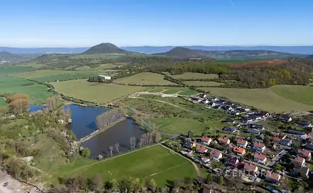 Prodej stavebního pozemku 1 002 m², Lužice, okres Most