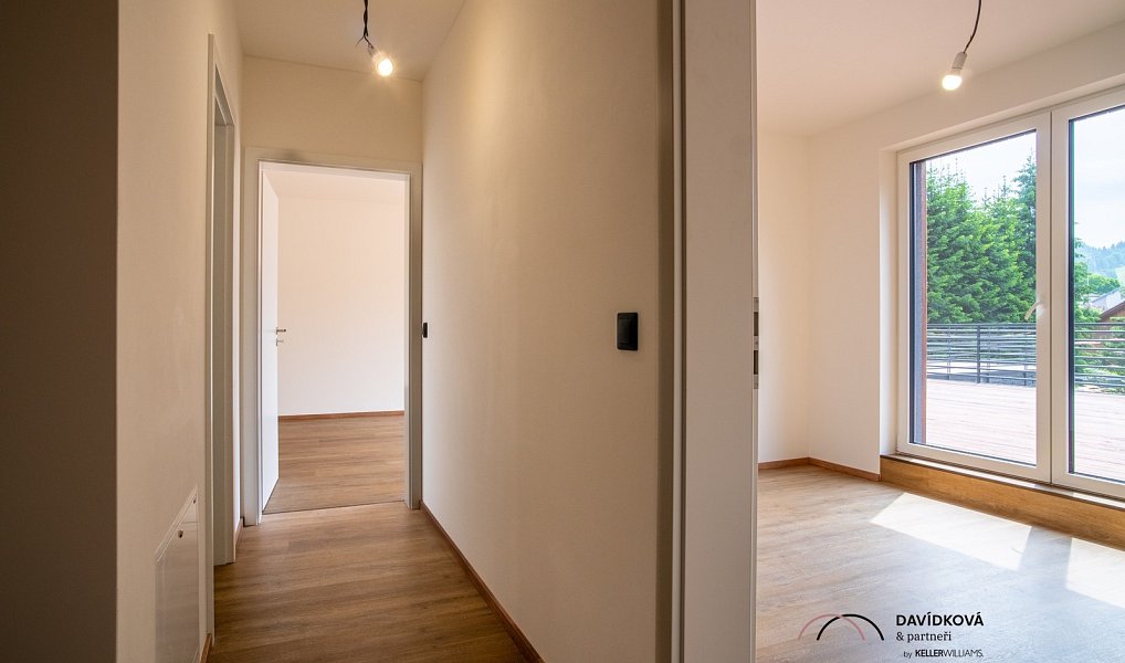 Prodej bytu 2+kk 52 m², Železná Ruda – náhled fotky 5