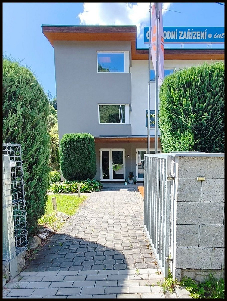 Pronájem kanceláře 91 m² – fotografie 2