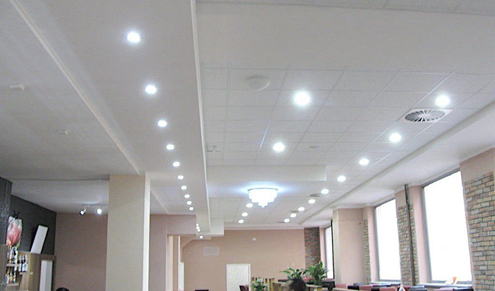 Pronájem kanceláře 372 m², Karlovy Vary – náhled fotky 6