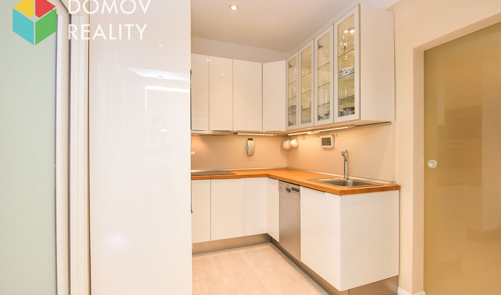 Prodej bytu 2+kk 55 m², Praha – náhled fotky 2