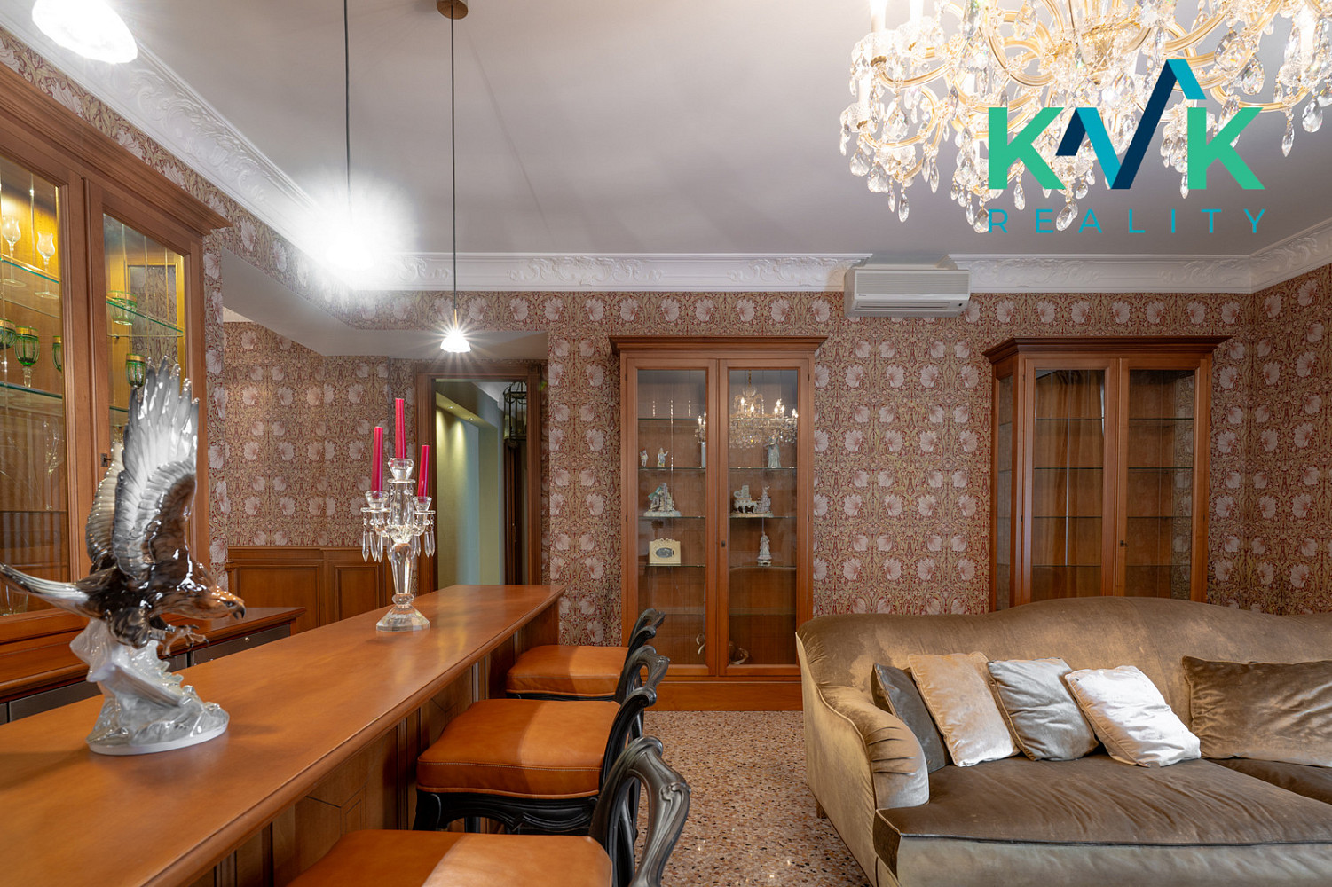 Prodej bytu 6+kk 252 m² – fotografie 2