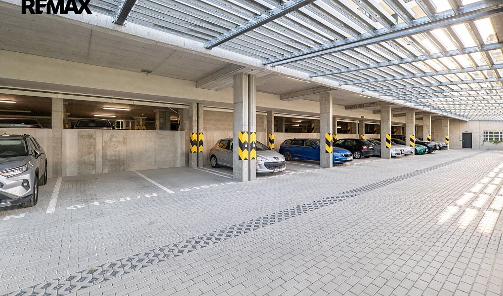 Prodej bytu 2+kk 37 m², Praha – náhled fotky 15