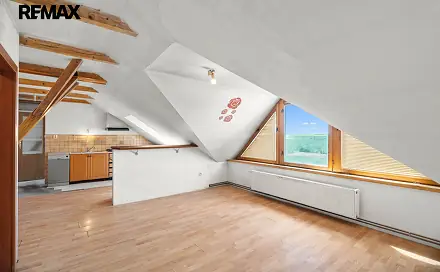 Prodej bytu 4+kk 84 m², Rousínov - Královopolské Vážany, okres Vyškov