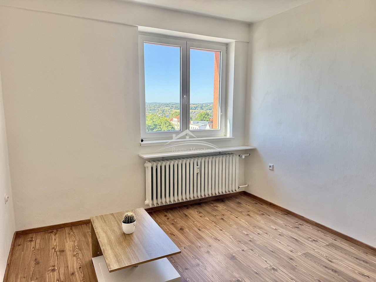 Pronájem bytu 1+1 28 m² – fotografie 4