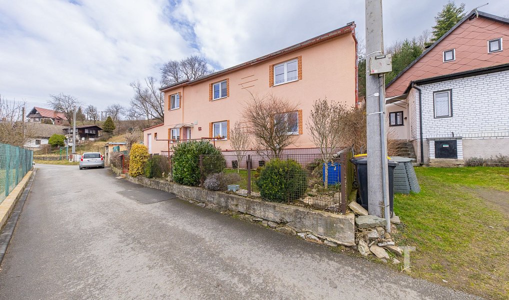 Prodej domu 220 m² s pozemkem 229 m², Olešnice – náhled fotky 21