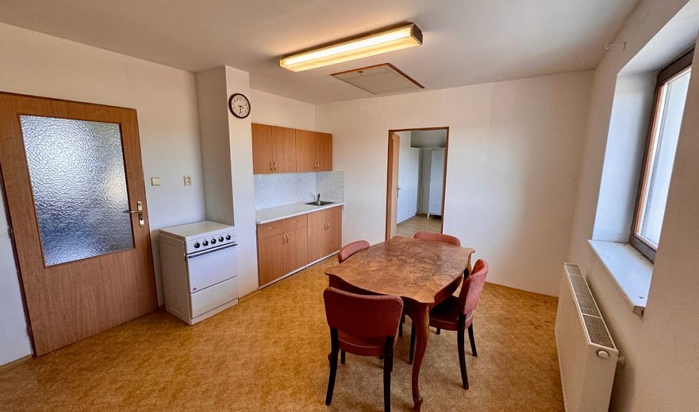 Prodej výrobních prostor 370 m², Řehenice – náhled fotky 14