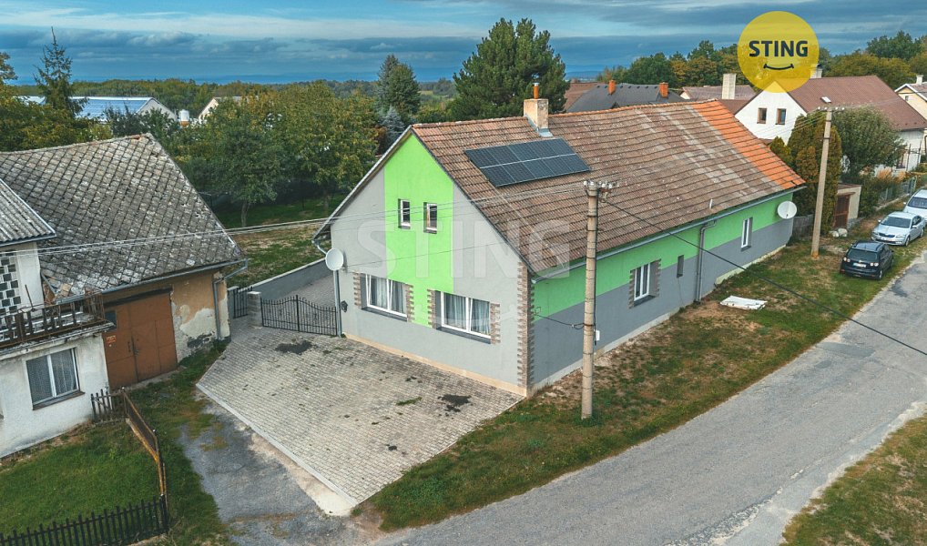 Prodej domu 220 m² s pozemkem 850 m², Prosetín – fotka 1 z 23