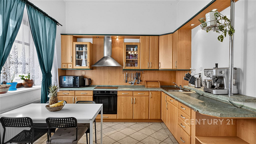 Prodej domu 240 m² s pozemkem 489 m² — photo 4