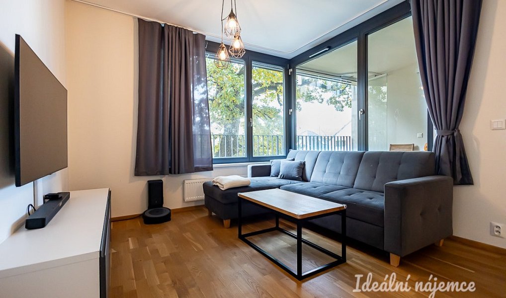 Pronájem bytu 2+kk 50 m², Praha – náhled fotky 3