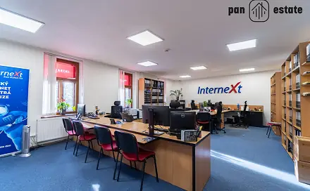 Prodej obchodních prostor 460 m², Palackého, Vsetín