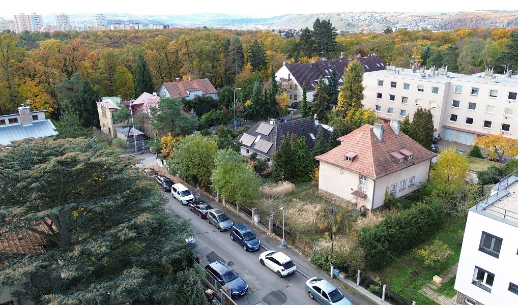 Prodej stavebního pozemku 957 m², Praha – náhled fotky 6
