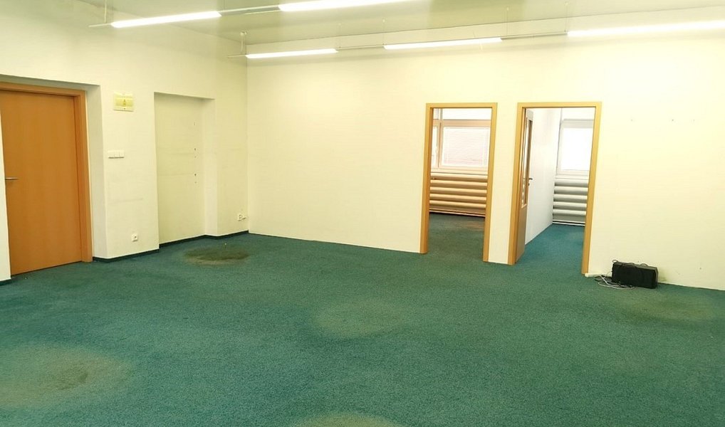 Pronájem kanceláře 320 m², Jihlava – náhled fotky 9