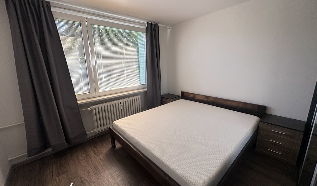 Pronájem bytu 3+1 68 m², Jičín – náhled fotky 8