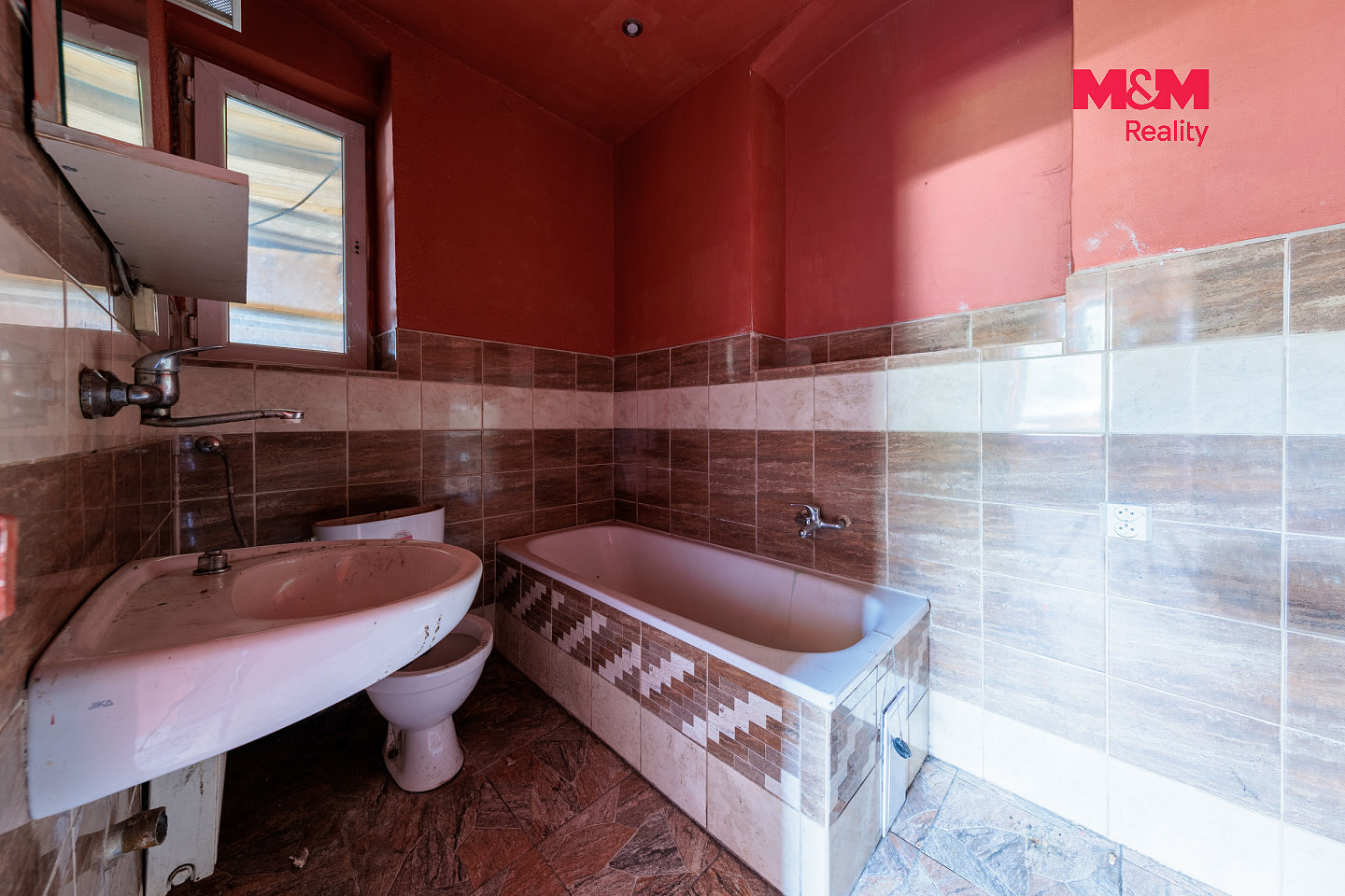 Prodej domu 140 m² s pozemkem 422 m² — photo 3