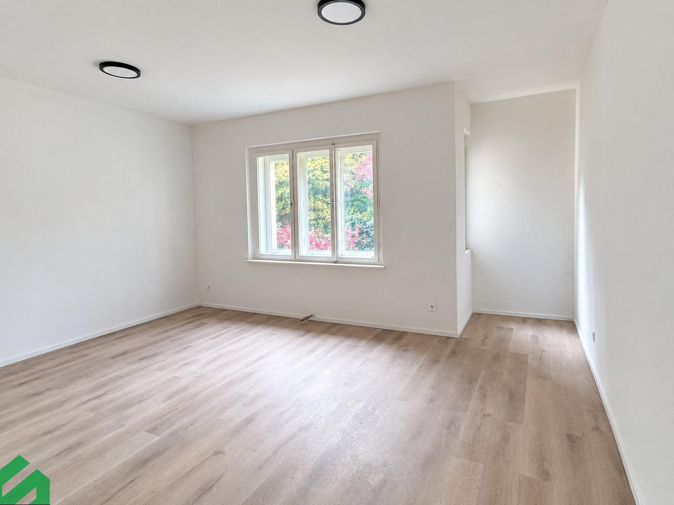 Pronájem bytu 1+kk 30 m²