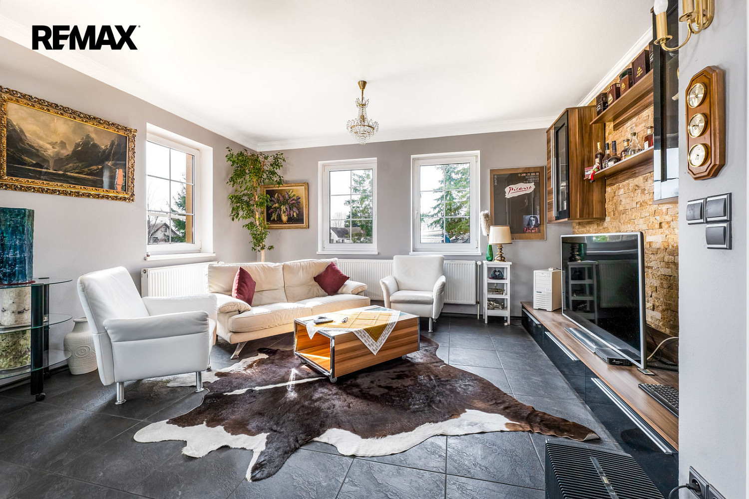 Prodej domu 320 m² s pozemkem 3 335 m²