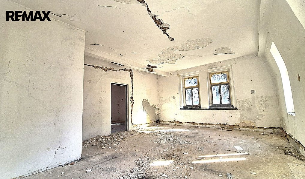 Prodej kanceláře 680 m², Vejprty – náhled fotky 8
